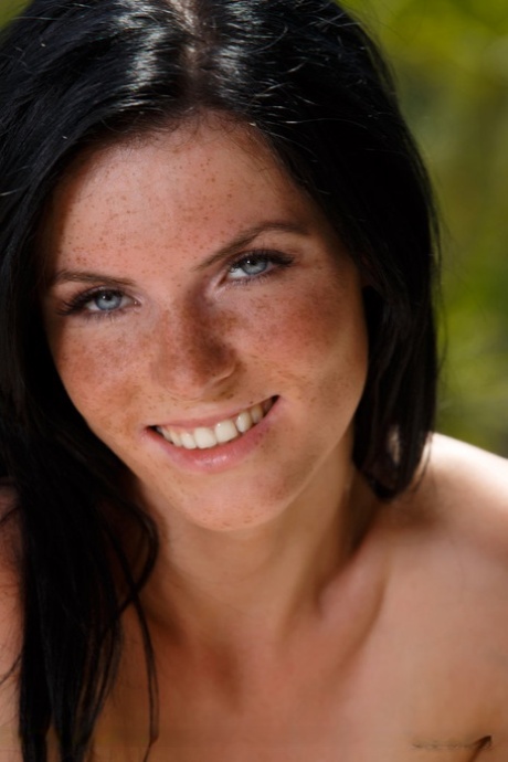 Eileen Sue adult model archive