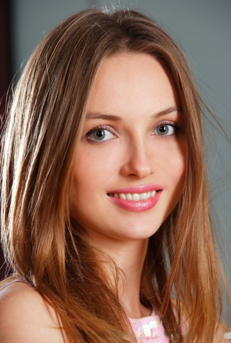 beautiful face sexy naked images