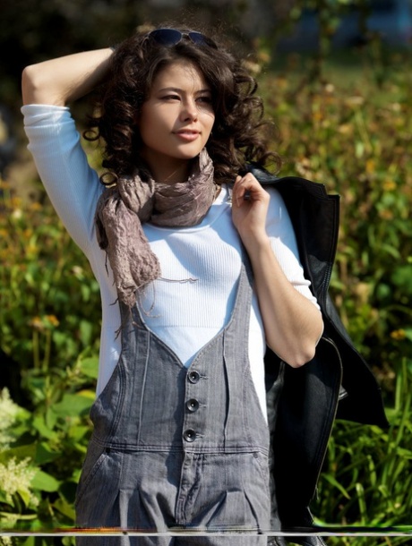 Jackie Dee pretty actress pictures