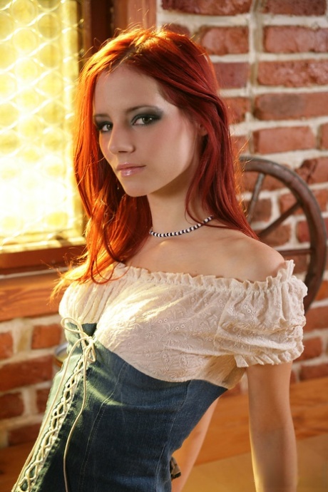 Piper Fawn xxx pornstar pics