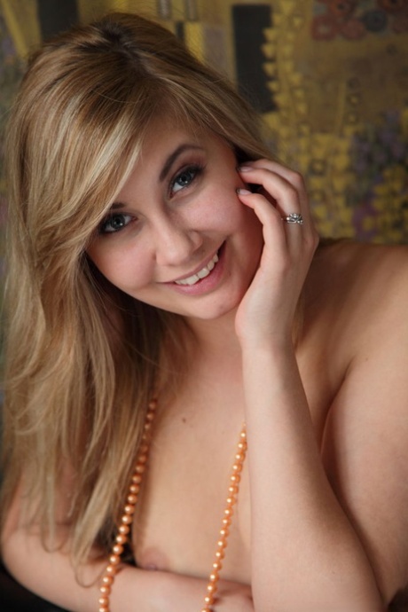 Holly Anderson nice actress galleries