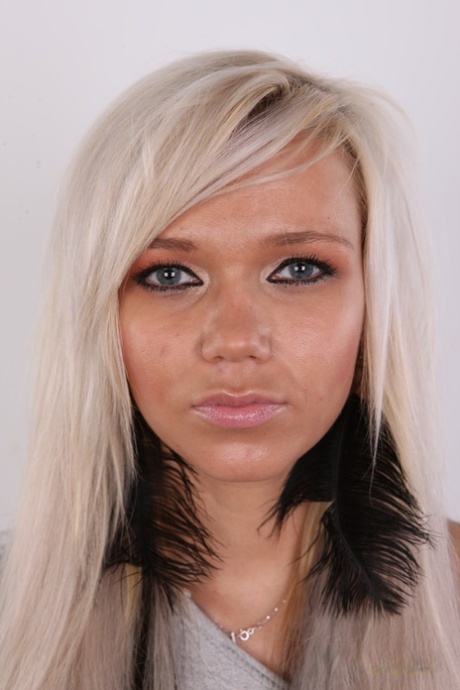 Lucie Horinkova pretty pornstar pics