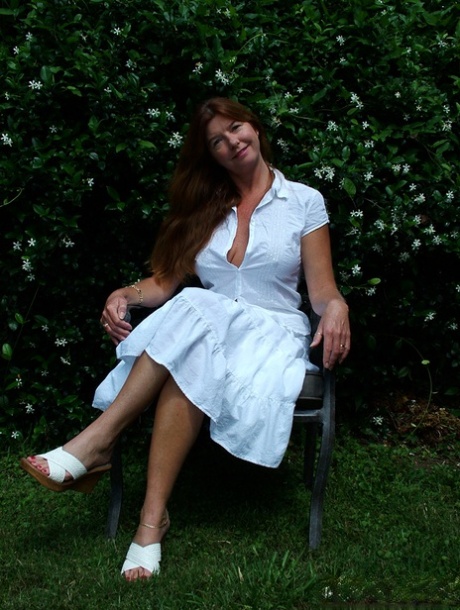 Lady Dee art actress img