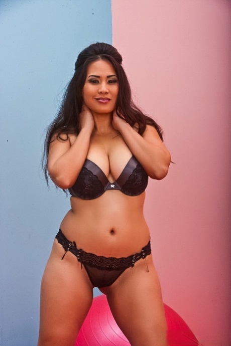 cuisses asiatiques épaisses sympa gratuit image