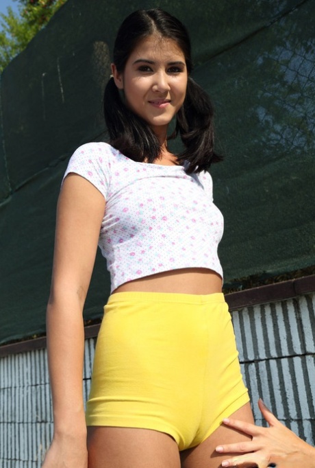 濡れたおまんこのクローズアップ セクシー裸 写真