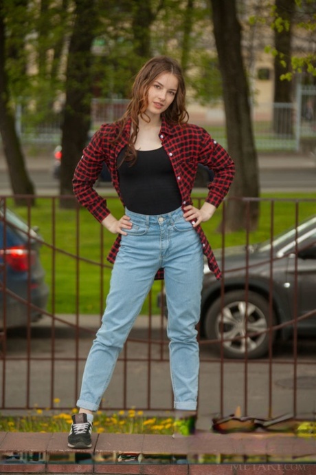 asiatische POV exklusive nacktheit foto