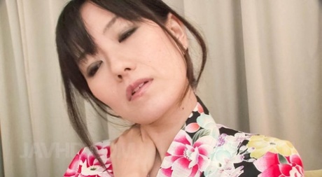Manami Komukai sex pornstar pic