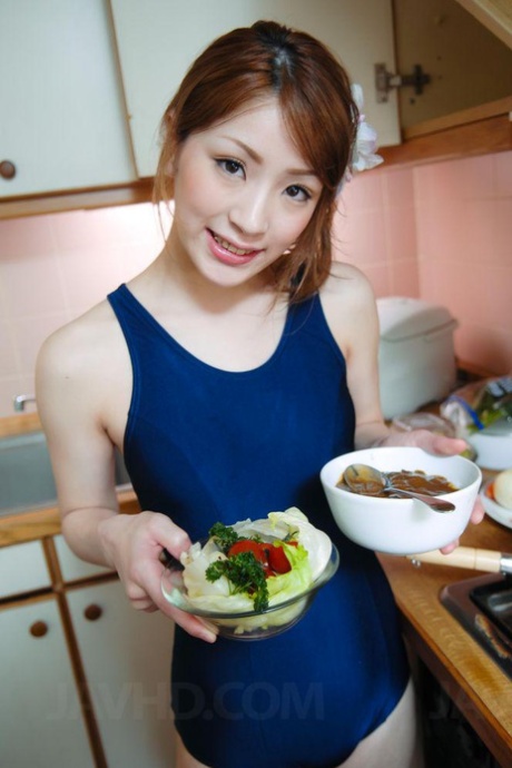Yuu Mahiru beautiful pornstar photo