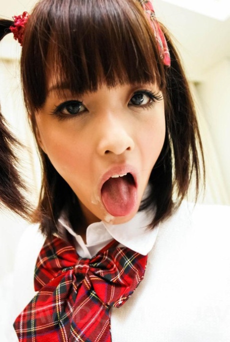 Rin Yuzuki pornstar adult pics