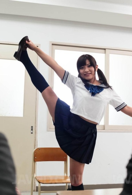 Aika Hoshino sex model picture