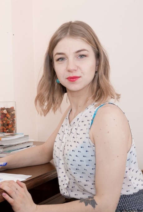 Kristinka Bush nice actress pictures