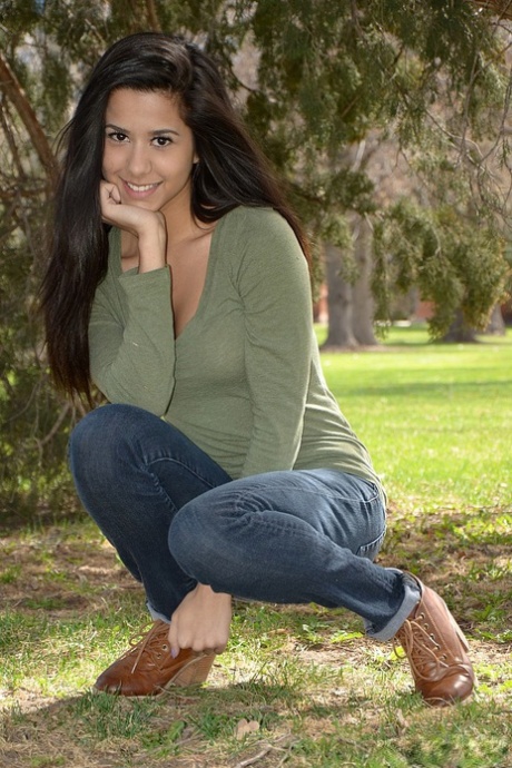 Bella Quinn star beautiful pic