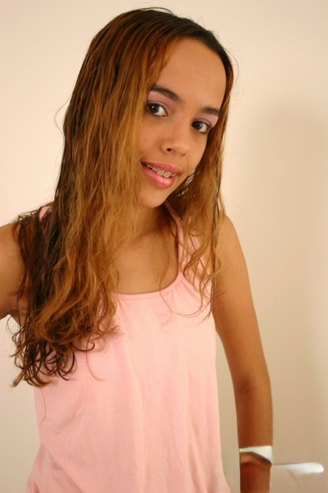 Miranda Mirelli hot star pictures