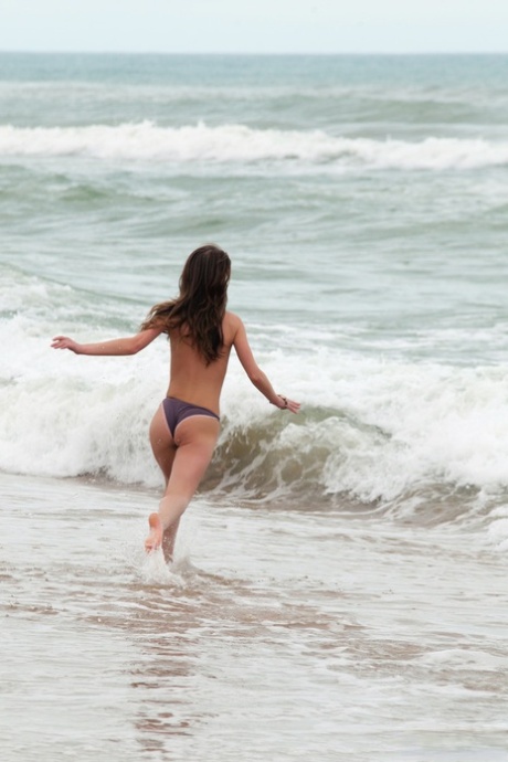 natte onderbroek volwassen foto's