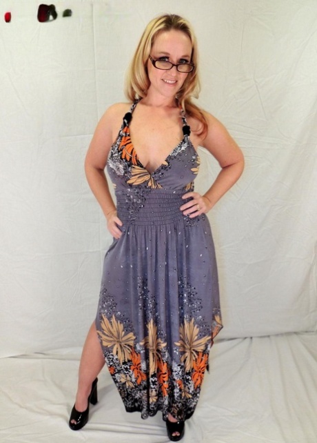 Dee Siren star erotic pictures