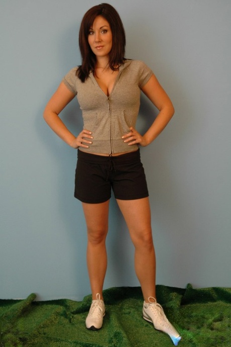 Sweet Krissy model pretty gallery