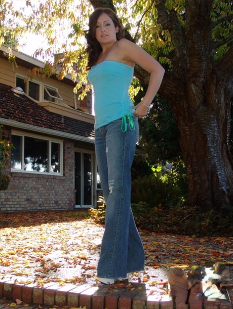 Kylies Secret pretty actress archive