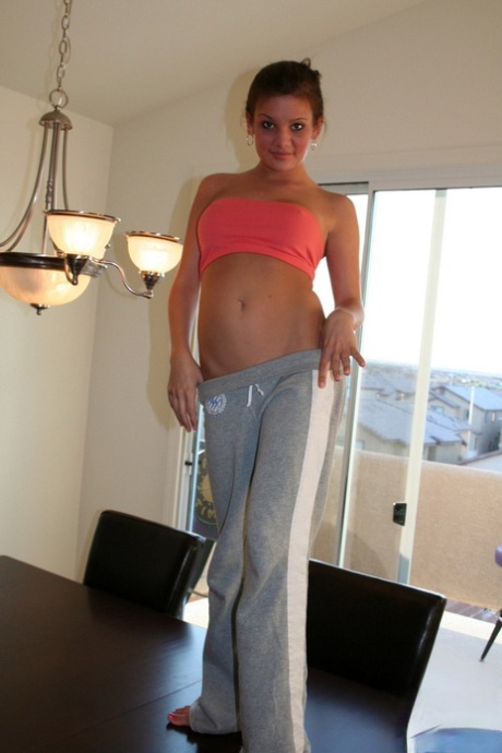 Kate Crush erotic pornstar photo