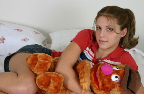 Karen Dreams pornstar pictures