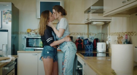 femmes qui font pipi nue en haute qualité collection