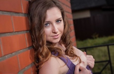 Ginger Frost high quality star pic
