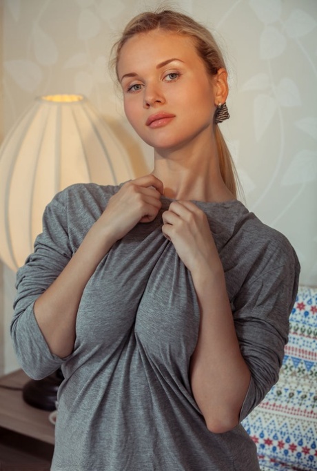 beaux gros seins haut photo