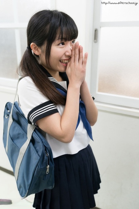japanese schoolgirl free images