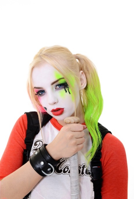 nastoletnie cosplaye sztuka wolna galerie