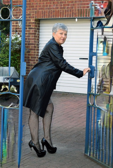 big booty granny hot porn images