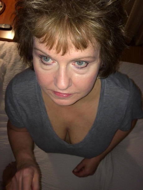 bukkake di milf porno esclusivo Immagine