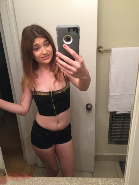 amatérské teenagerské selfie hd krásné fotografie