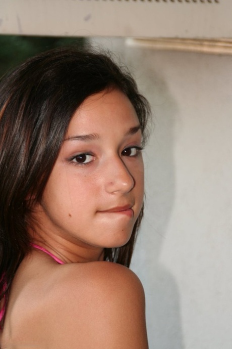 adolescente sexy perfeito de alta qualidade foto
