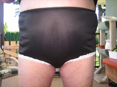 fat ass granny hot nude images