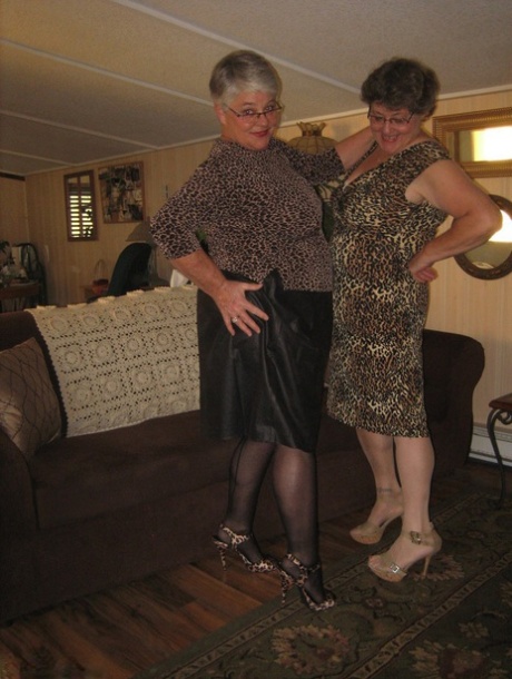 fat ass granny hot nude galleries