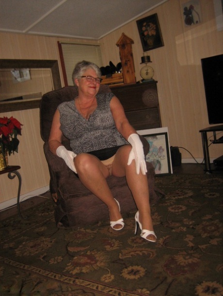 granny upskirt hot xxx pictures