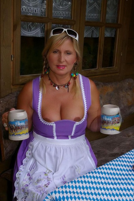 cosplay de peitos grandes pornografia de alta qualidade fotos