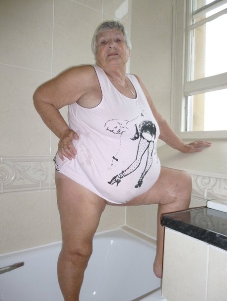 ssbbw granny exclusive img