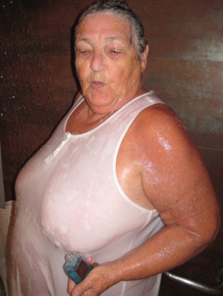金髪の足 美しいポルノ 写真