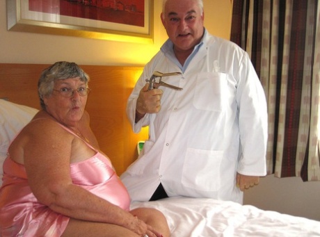 babiččina pláž porno pěkné obr