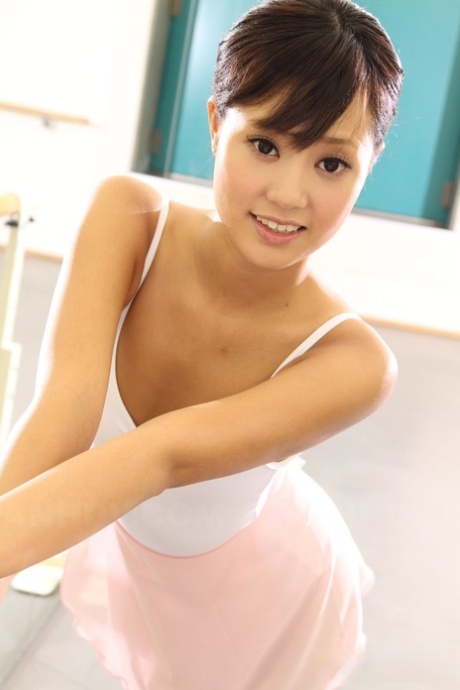 Uta Kohaku free actress pictures
