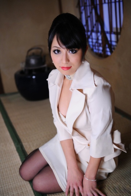 Nana Kunimi adult star image