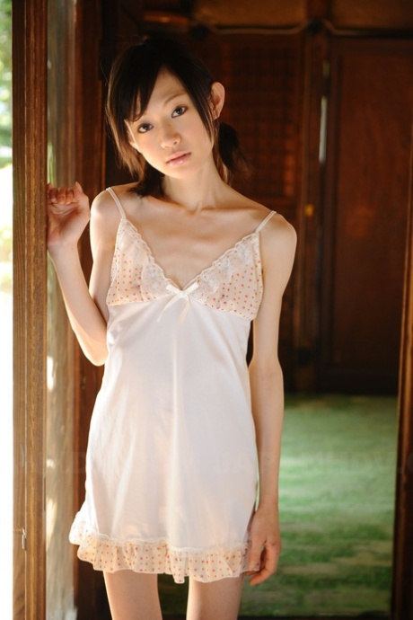 Aoba Itou erotic actress archive