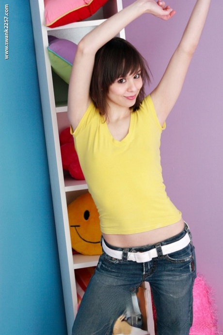 Ariel Rebel model adult gallery