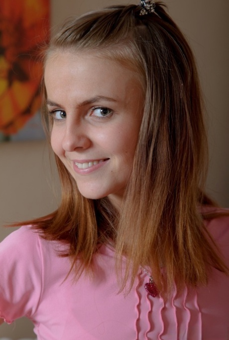 Zanna Tilda hot model pictures