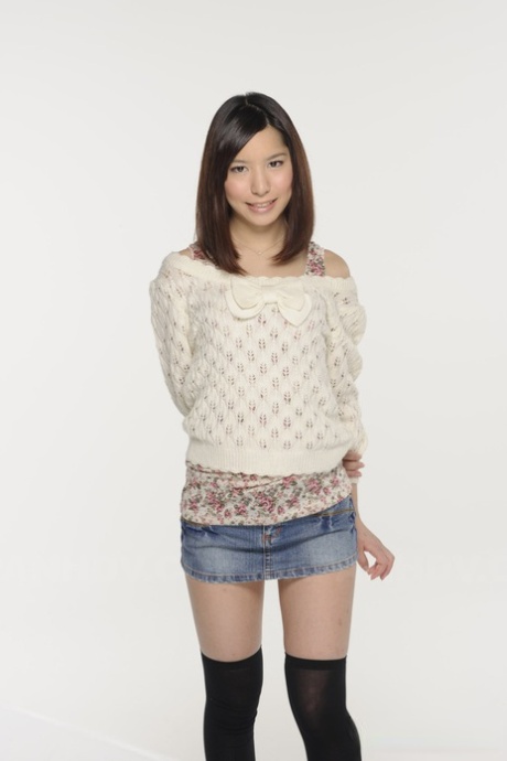 saia japonesa sexo hd foto