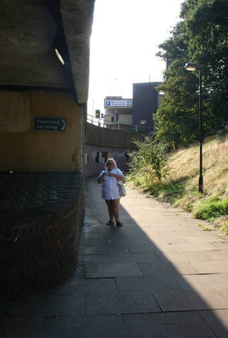 british amateur nudes photos