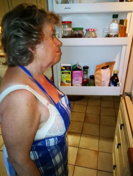 bedstemor undertøj erotisk pornografisk gallerier