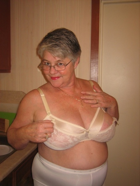 lingerie da nonna superiore xxx foto