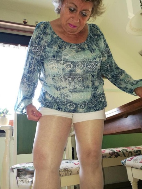 granny pantyhose free xxx gallery