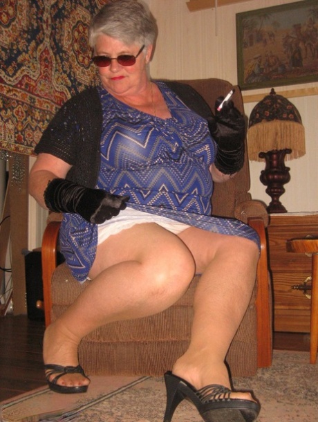 granny pantyhose beautiful nude images